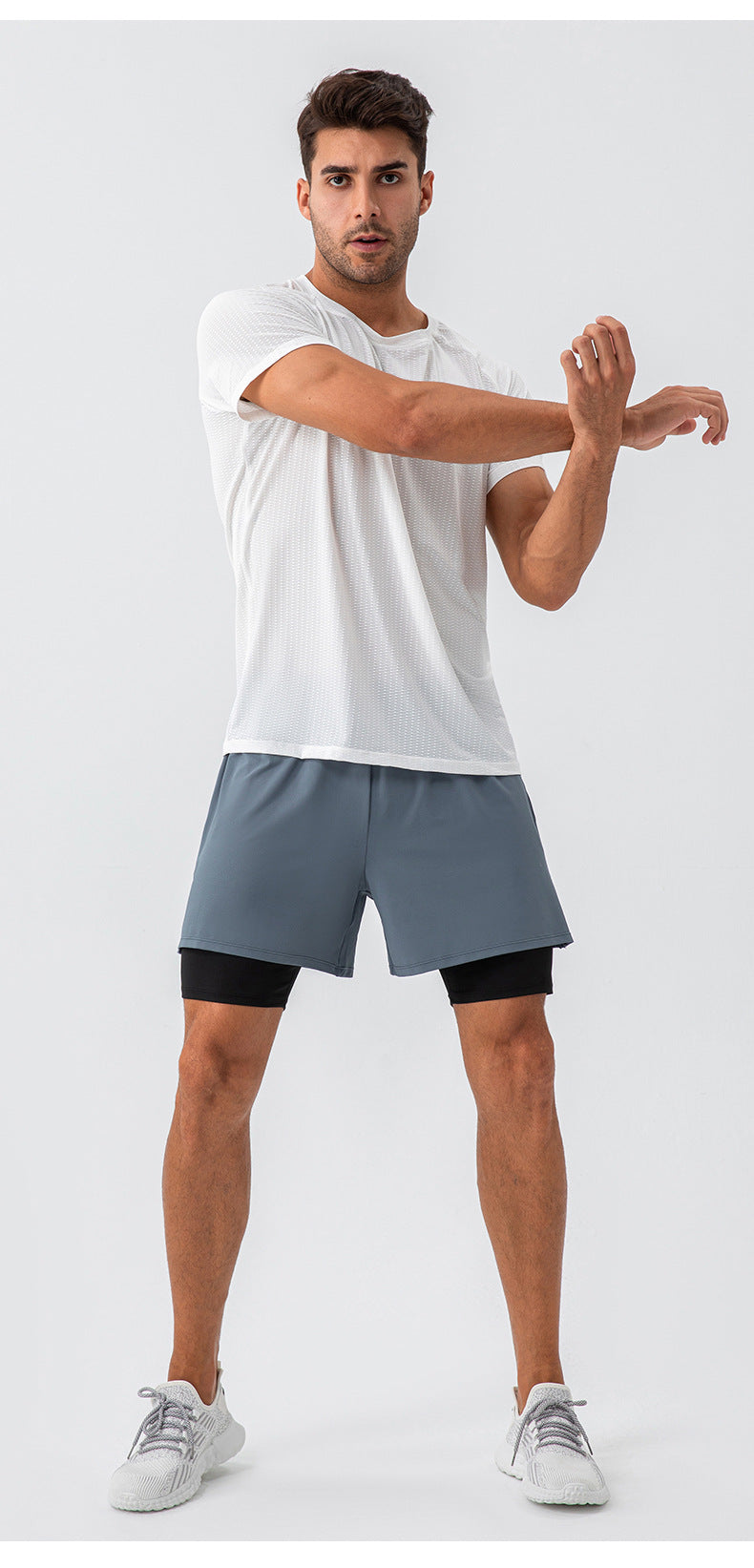 FOUREGG 23.7 Men's summer cool feeling quick-drying loose fitness clothing short-sleeved breathable sweat-wicking round neck casual running sports top 31224