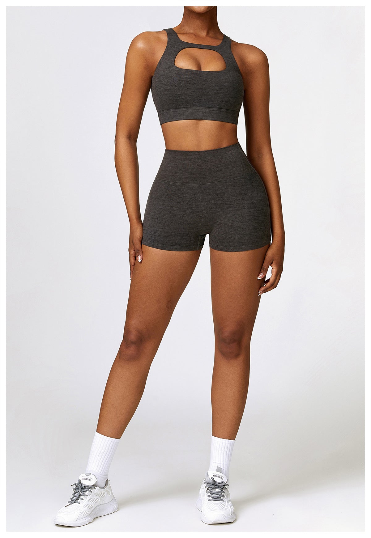 2023.09 Cationic brushed high-waisted yoga shorts with pockets and hip lifting fitness pants running tight sports shorts 8335