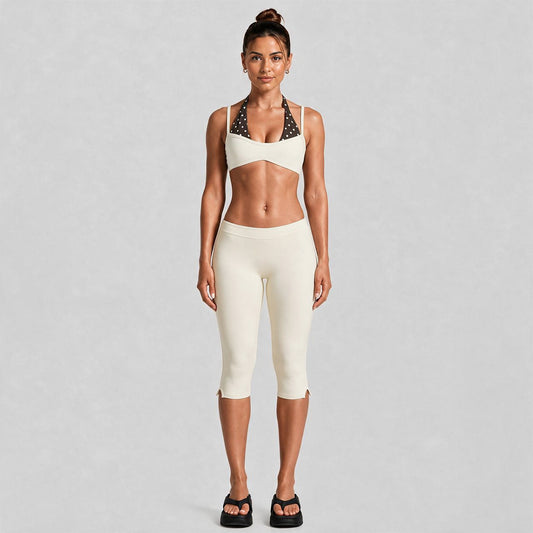 Wholesale Women’s Activewear Set | Contrast-Color Halter Bra & 3/4-Length Running Workout Pants | fouregg - Albumen