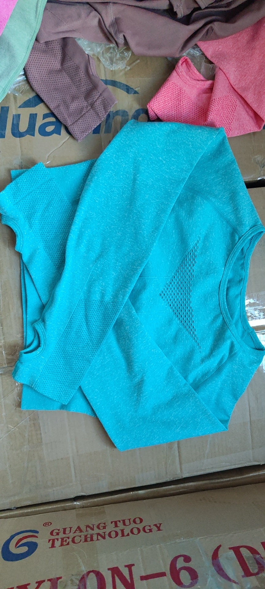 European size, European and American quick-drying yoga clothes autumn and winter sports tight-fitting yoga clothes seamless knitted running fitness breathable long-sleeved suit