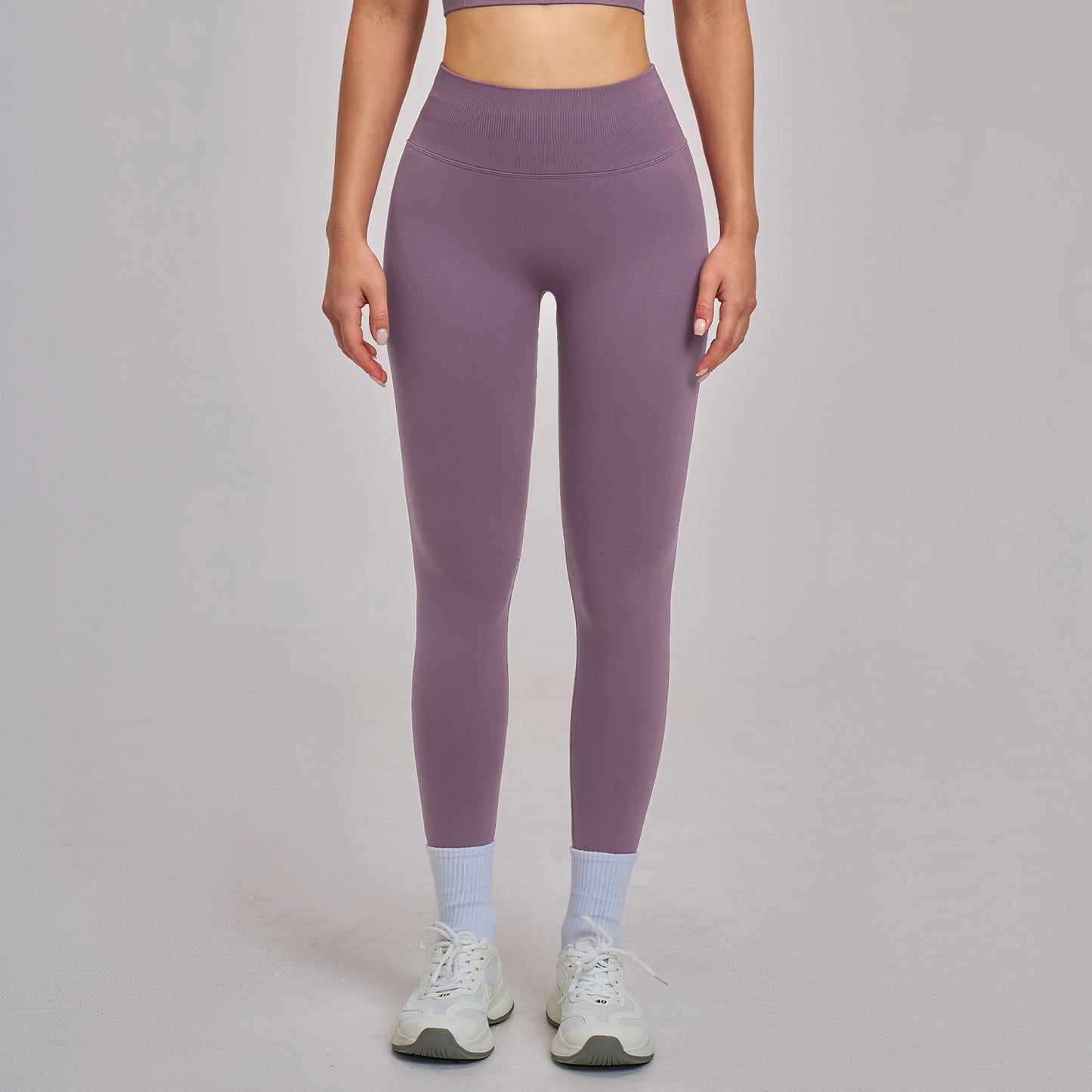 06/2024 European and American peach hip seamless abdomen tight yoga pants women's outdoor running sports quick-drying fitness pants 7655