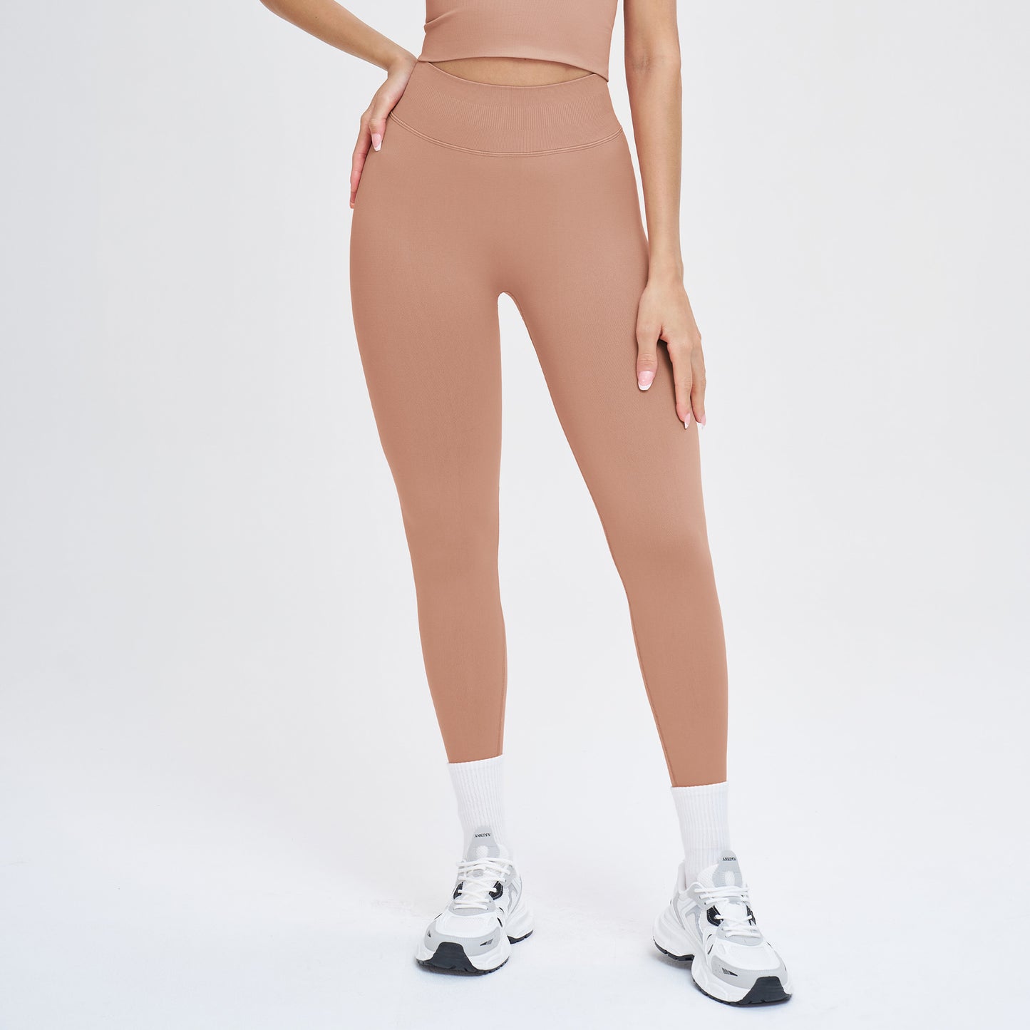 06/2024 European and American peach hip seamless abdomen tight yoga pants women's outdoor running sports quick-drying fitness pants 7655