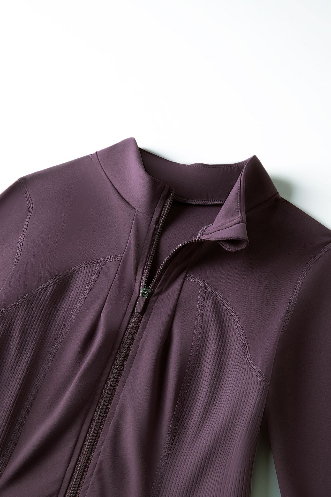 01/2026 Vêtements de yoga grande taille à manches longues pour femmes, veste de sport à fermeture éclair séchage rapide, haut de sport de fitness à manches longues