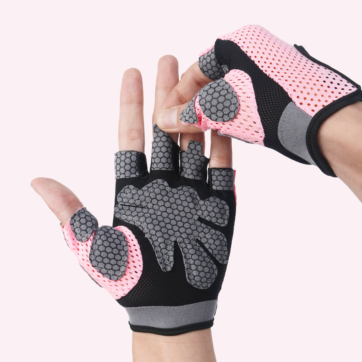 Half-finger fitness sports gloves thin sports sweat-absorbent non-slip hand protection training horizontal bar riding gloves outdoor gloves