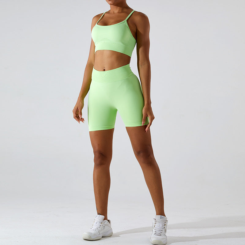 2023.09 Seamless high-bounce yoga shorts Women's peach sports shorts High-waisted hip lift pants Outdoor running fitness pants