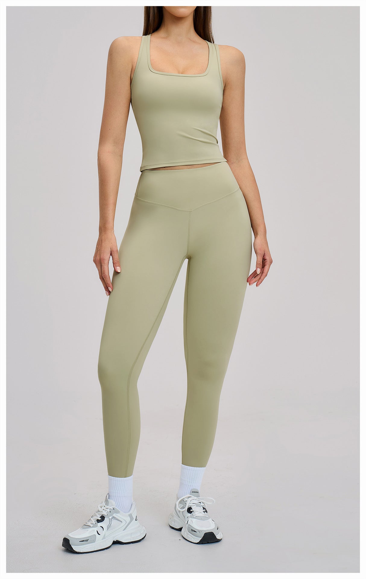 02/2026 Spring sports suit, tight-fitting back, sports and leisure suit, outdoor running and cycling fitness suit 8819