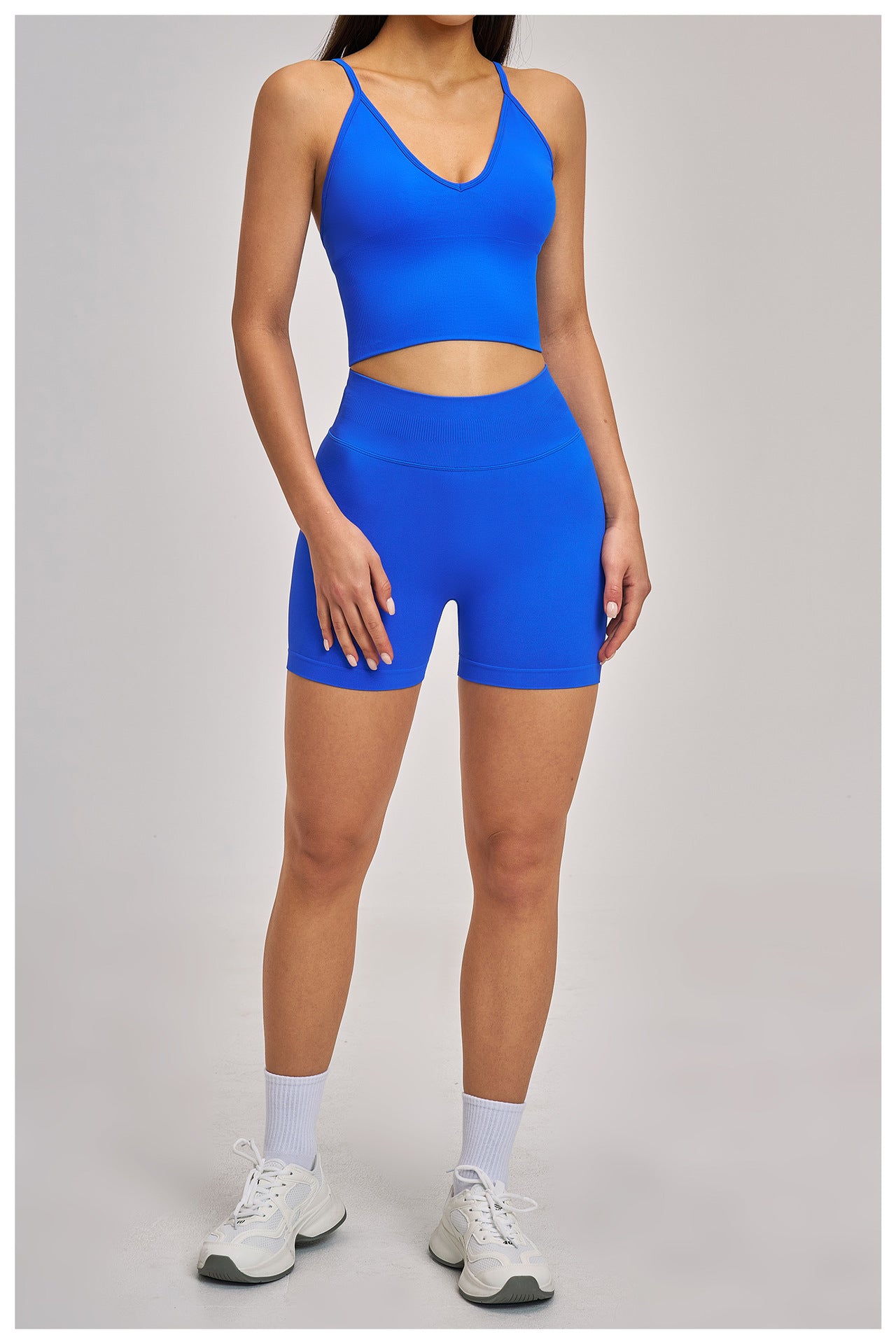 03/2026  Wholesale FOUREGG High-elastic running tracksuit with cross-back design, tight-fitting fitness wear, seamless yoga set for women, 5518