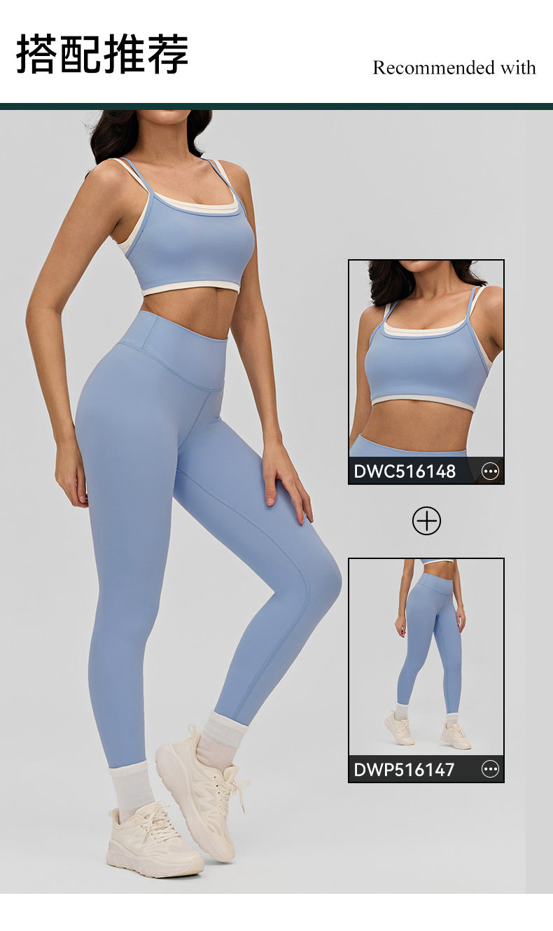 02/2026 Sports bra with padded shoulder straps, contrasting trim, beautiful back, yoga underwear, Pilates fitness wear
