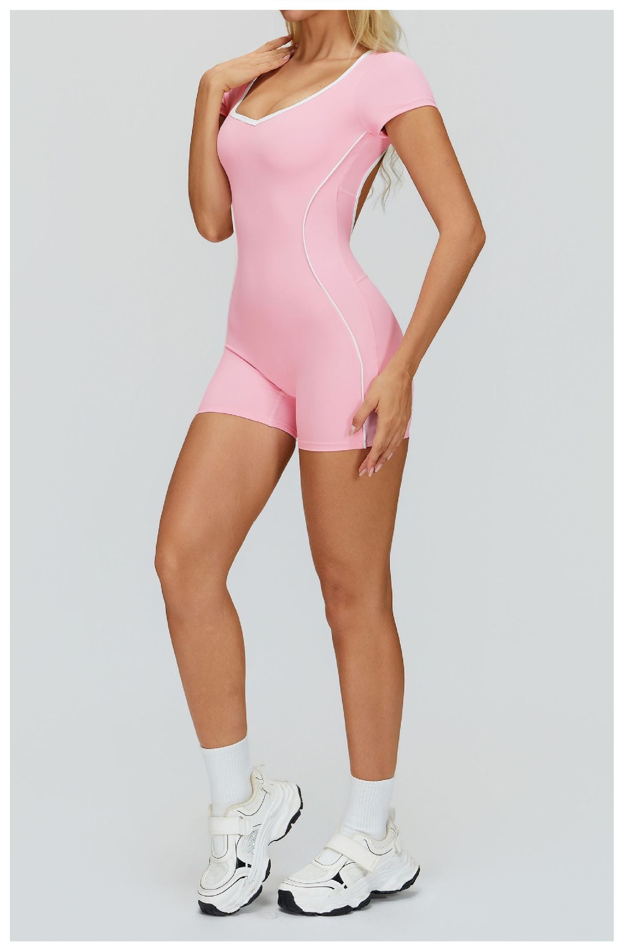 11/2025 Color-blocked bodysuit with cutout back, tight-fitting sportswear, running, exercise, yoga wear, women's 2501