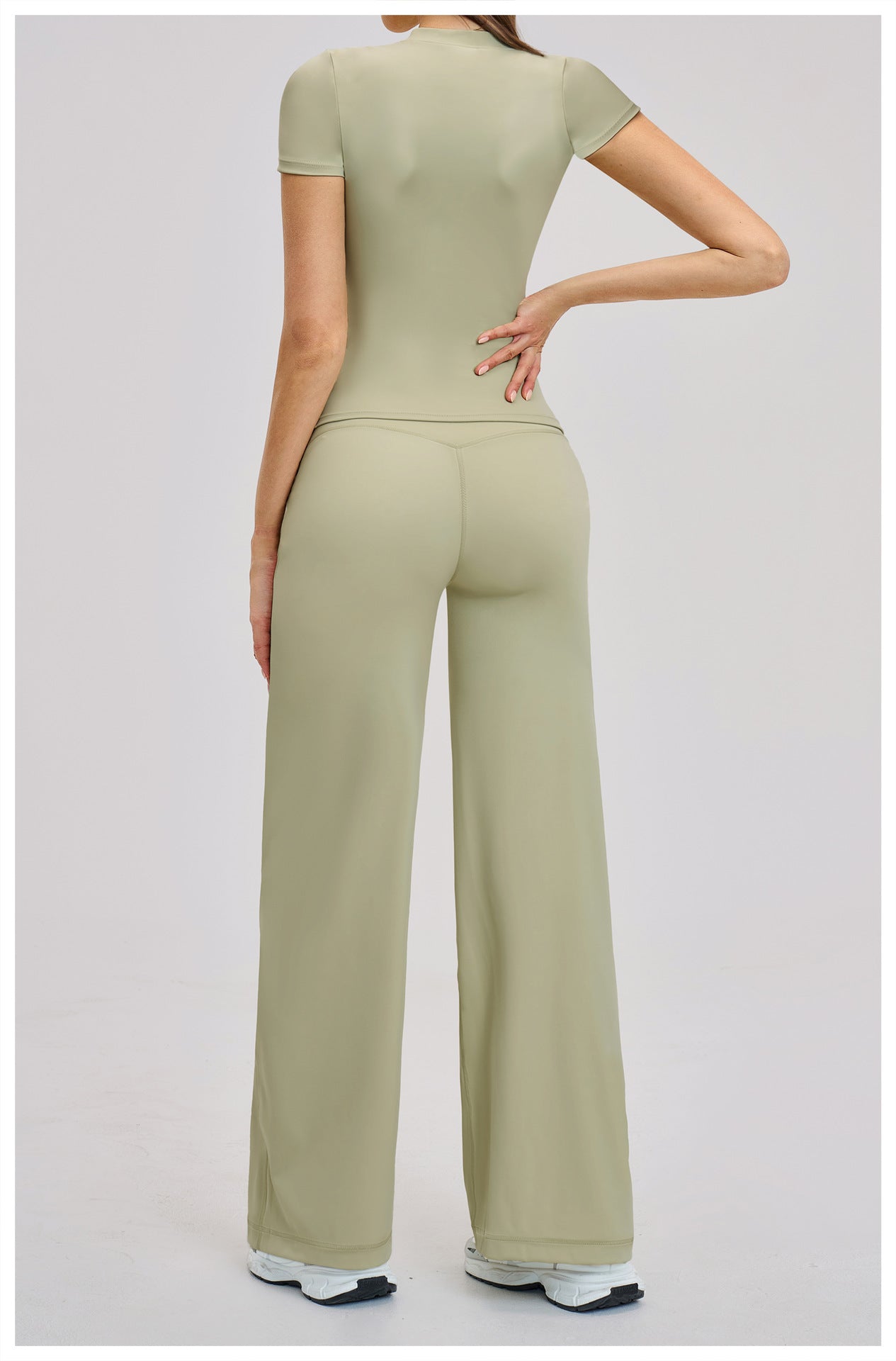 02/2026 Ensemble de yoga robuste - tenue d'exercice et de fitness moulante taille haute pour les loisirs en extérieur et la course. Numéro de modèle : 845