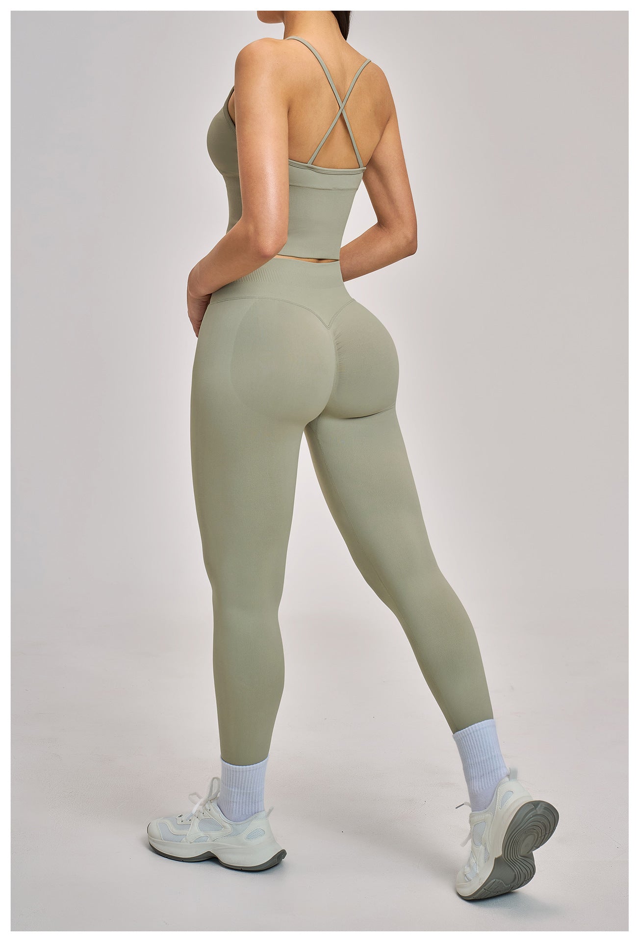 03/2026 Wholesale FOUREGG #5518 Seamless Sets: High-impact Racerback & Naked-feel. Performance gear for 2026 Pickleball & Gym.