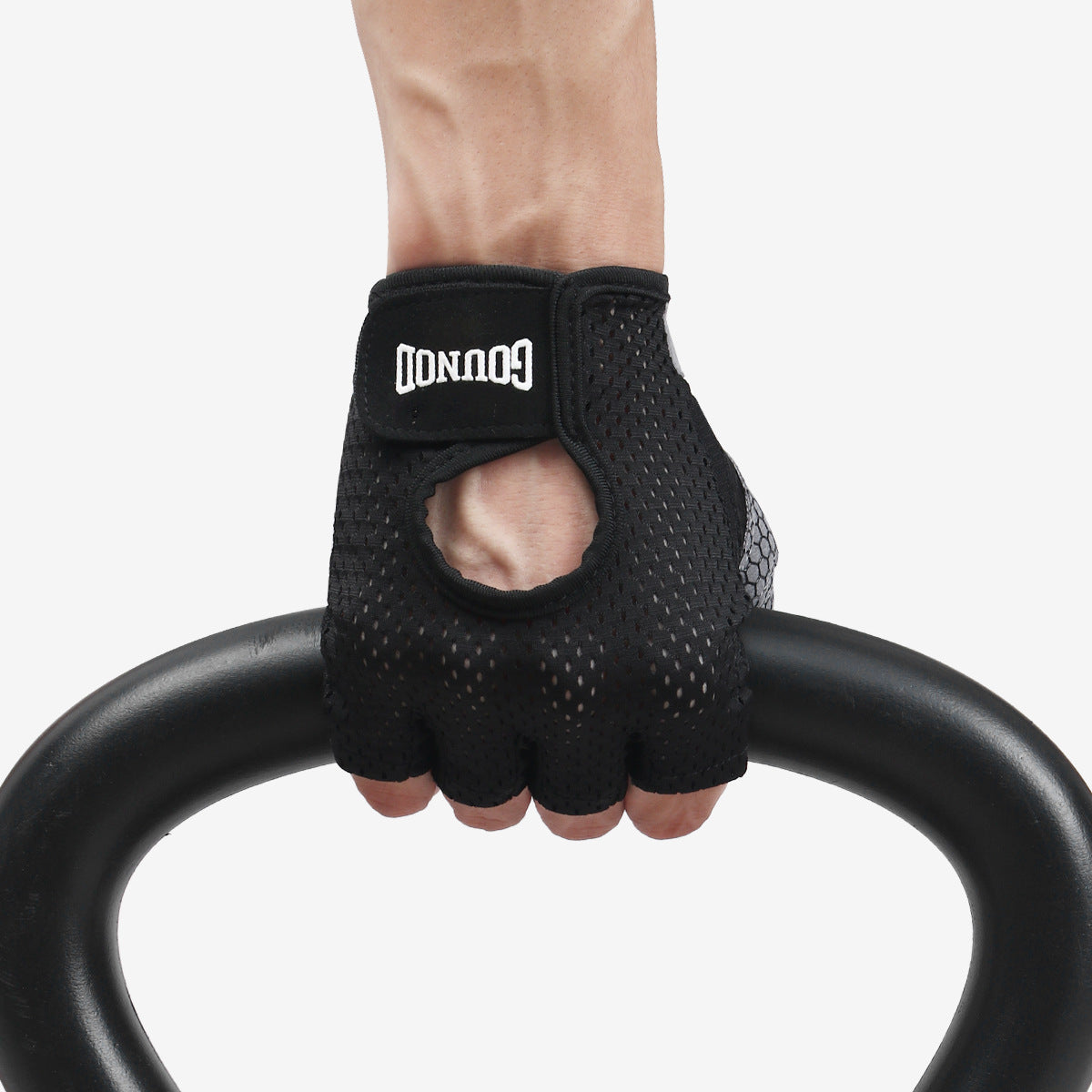 Half-finger fitness sports gloves thin sports sweat-absorbent non-slip hand protection training horizontal bar riding gloves outdoor gloves