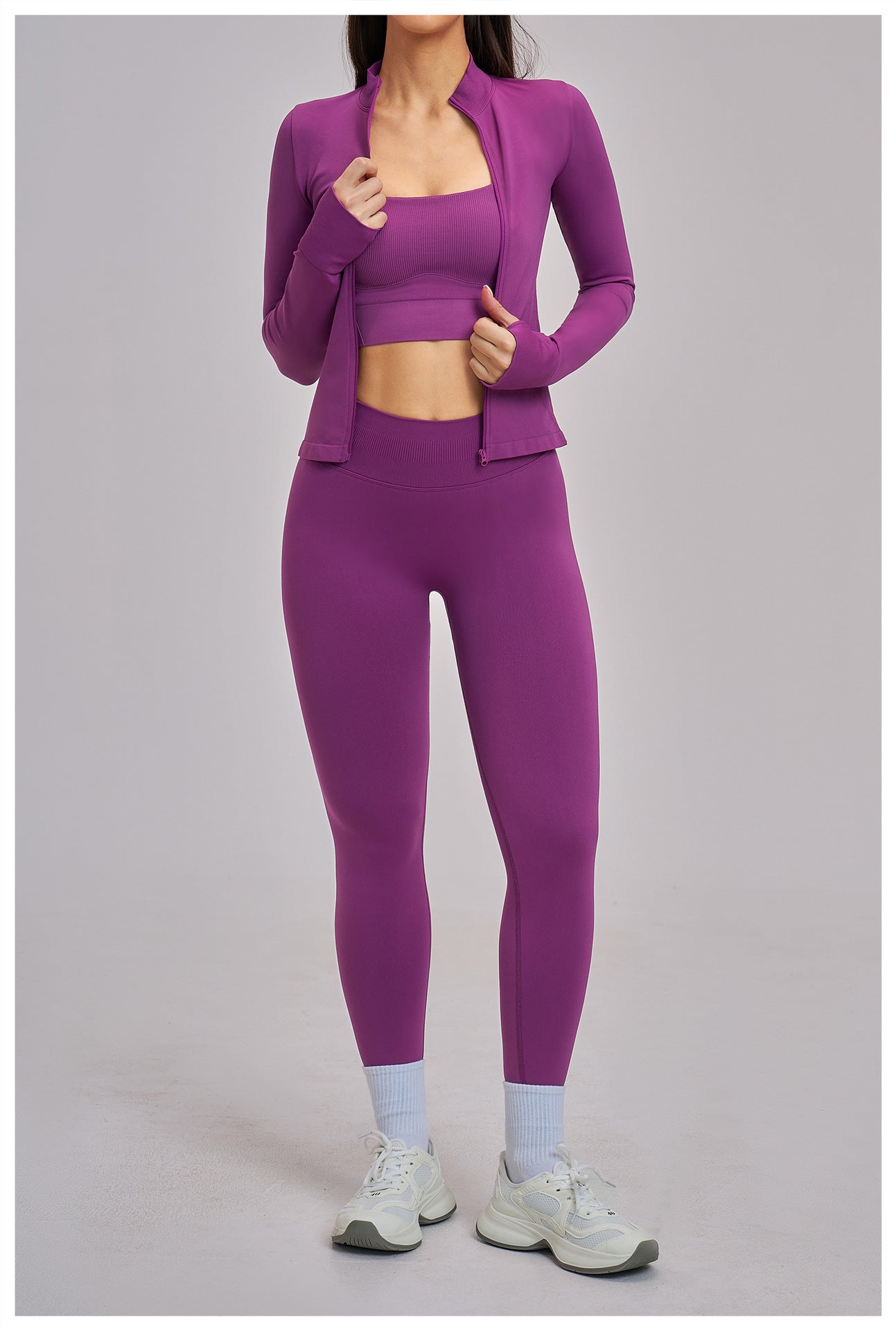 03/2026  Wholesale FOUREGG #5518 Seamless Yoga Set, Racerback Fitted Fitness Suit, High Elastic Running Sports Set for Women, 5518