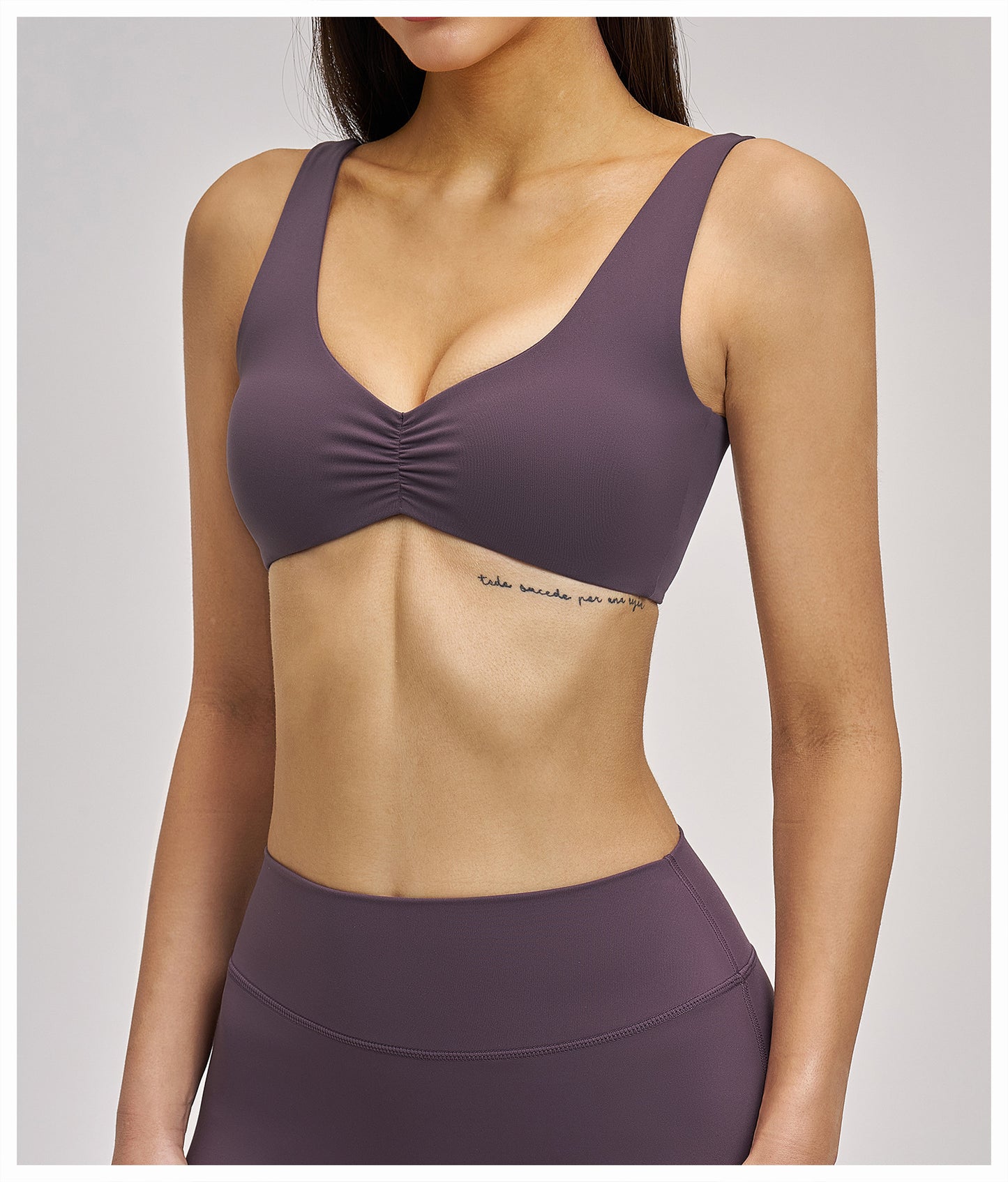 03/2026 Rugged sports bra with sexy back for yoga, gathers during exercise, suitable for running and fitness. Price: 4520