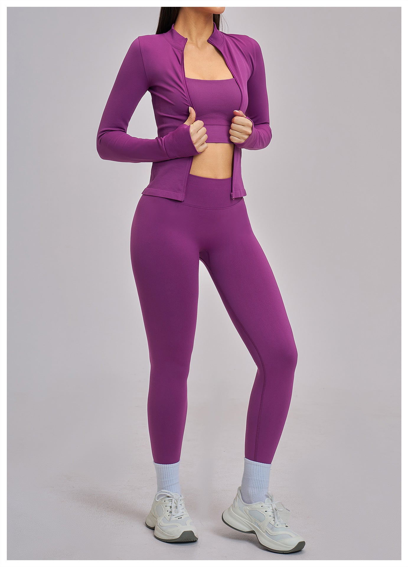 03/2026  Wholesale FOUREGG #5518 Seamless Yoga Set, Racerback Fitted Fitness Suit, High Elastic Running Sports Set for Women, 5518