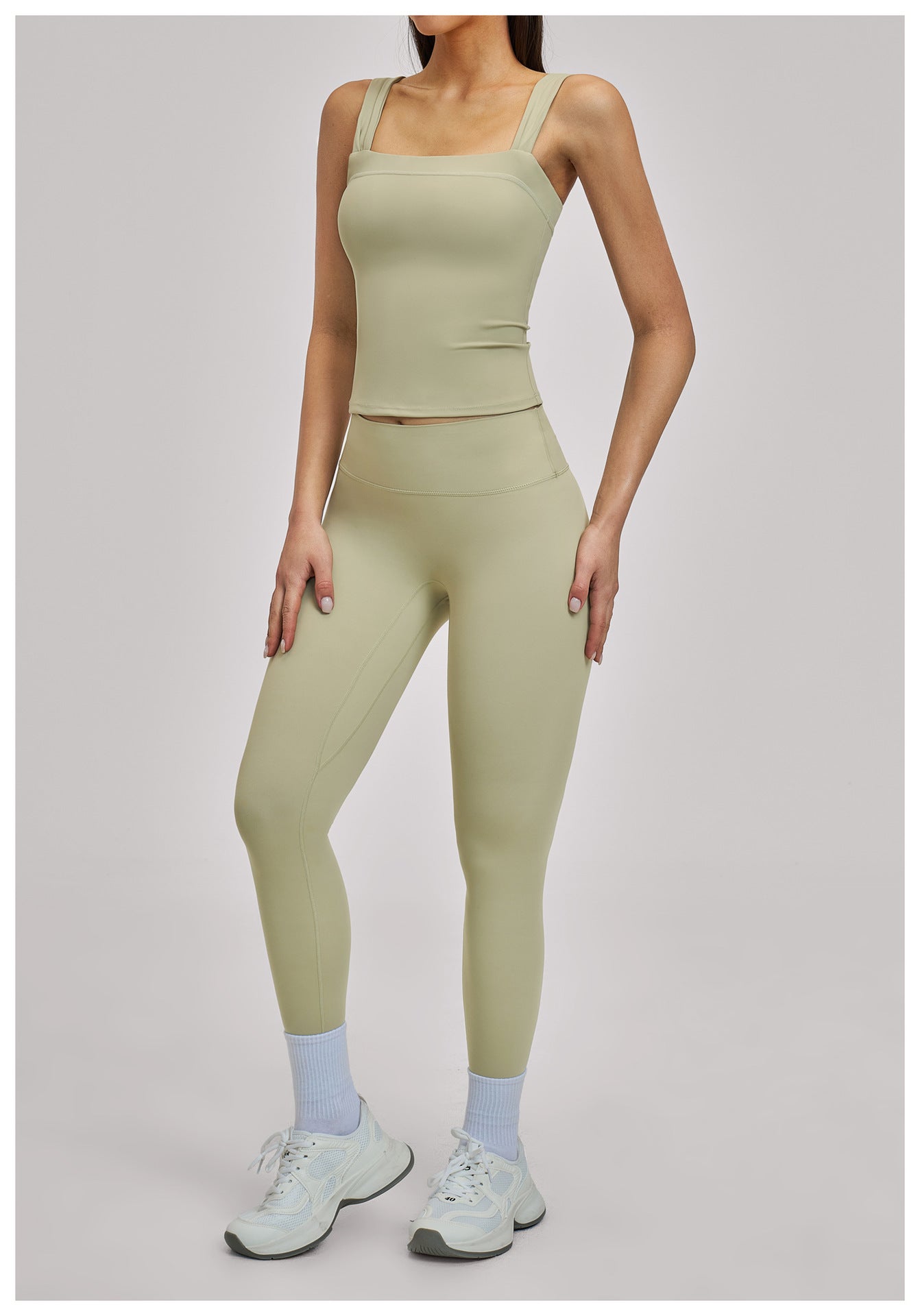 03/2026 Spring European and American style outdoor sports fitness suit, brushed tight-fitting yoga wear, shockproof sports suit for women, 4520
