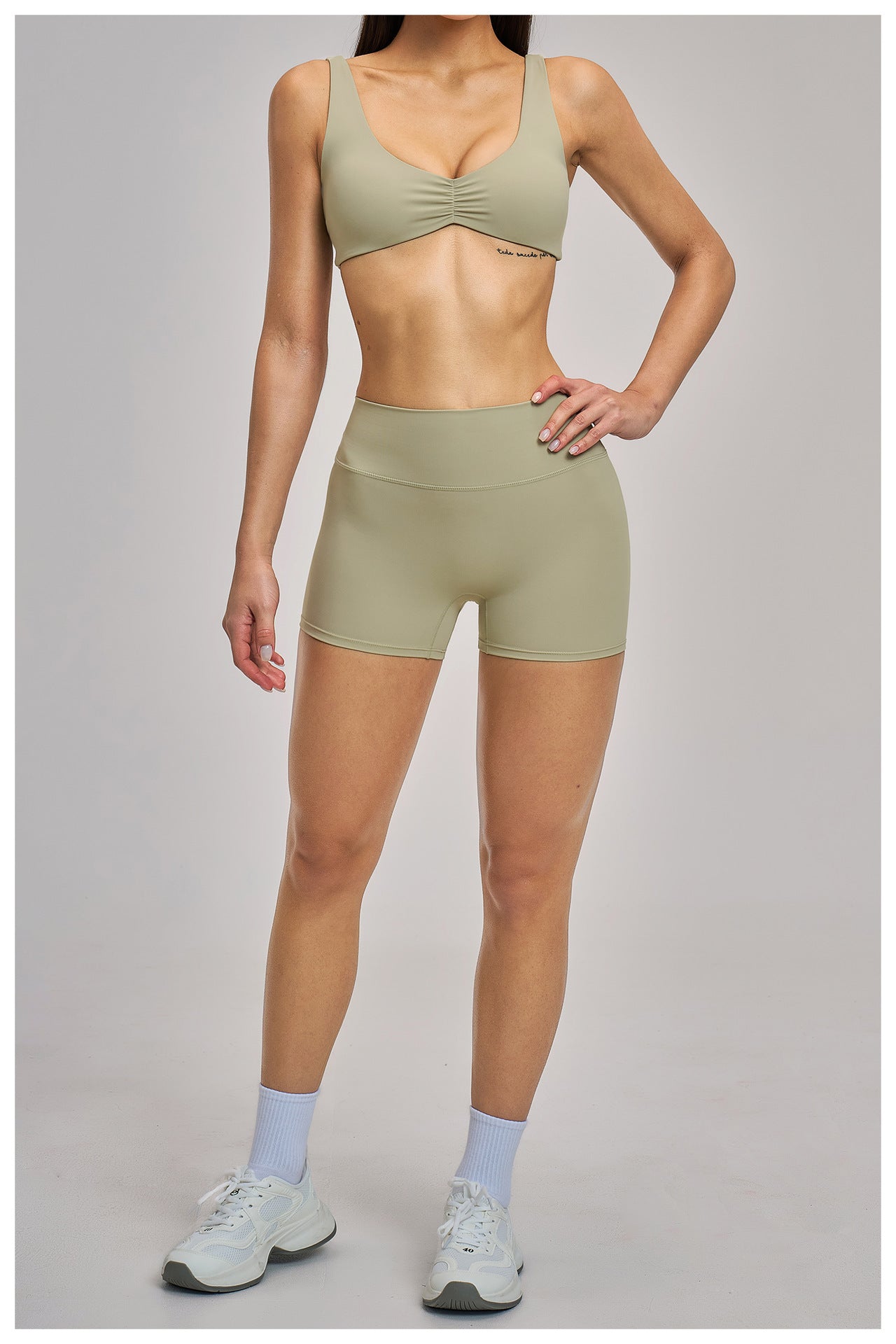 03/2026 Ensemble de Yoga en Micro Flannel Robuste - Ensemble Sportif de Course et Fitness Style Européen - Vêtements de Yoga à Dos Nu et Cou Attaché - 4520