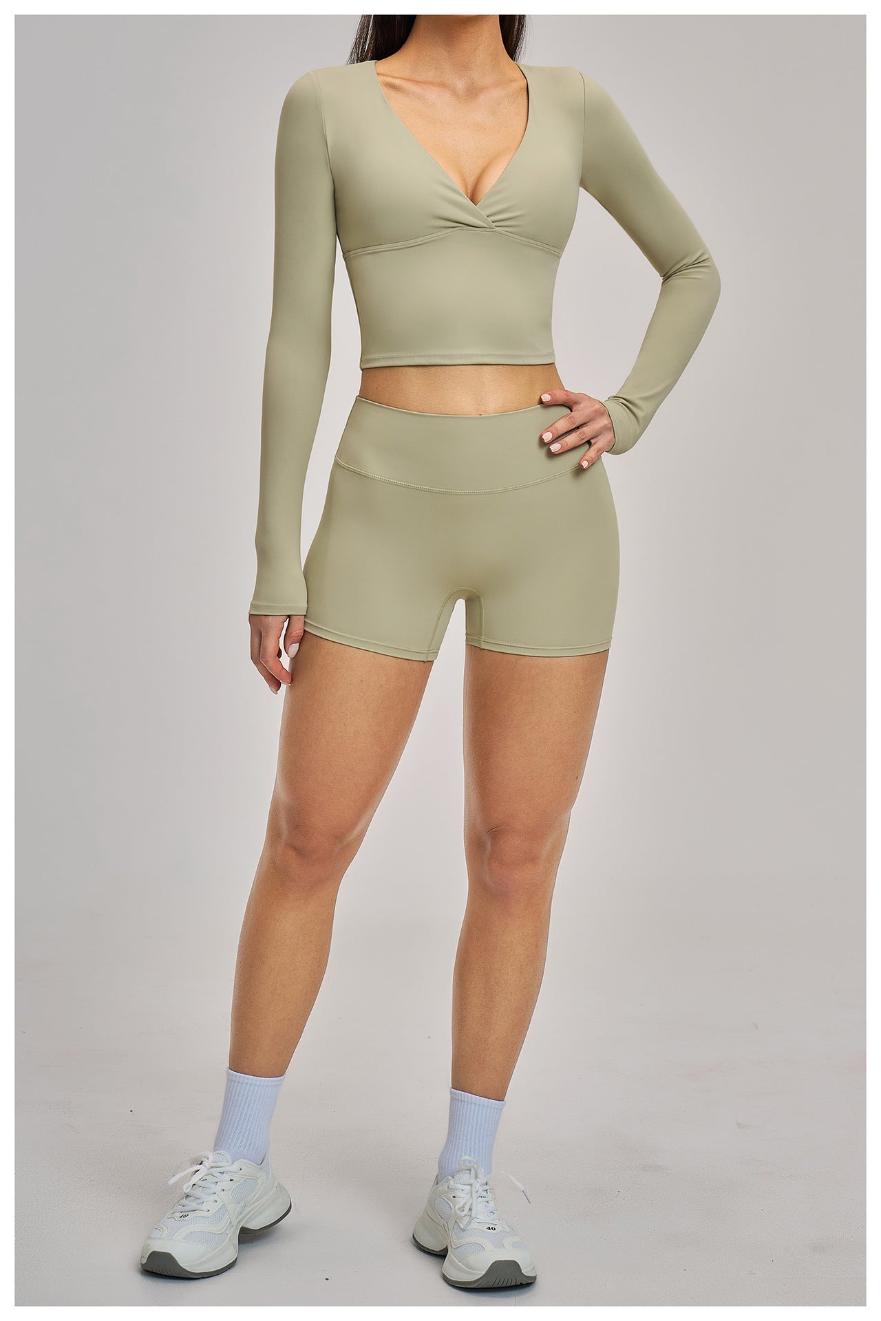 03/2026 European and American style long-sleeved yoga suit, sports running halter neck fitness suit, brushed backless yoga wear 4520