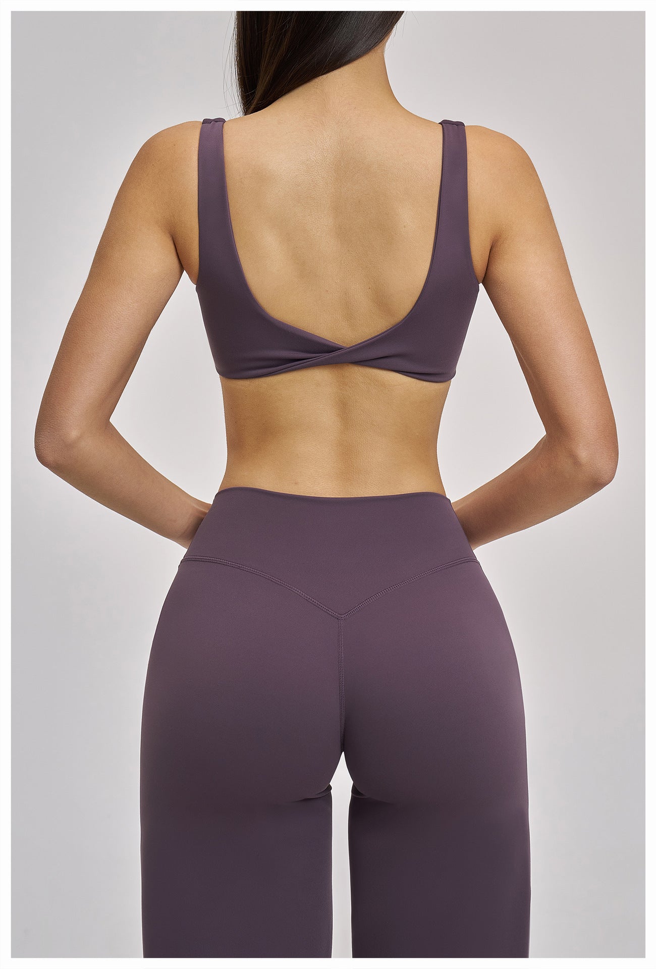 03/2026 Rugged sports bra with sexy back for yoga, gathers during exercise, suitable for running and fitness. Price: 4520
