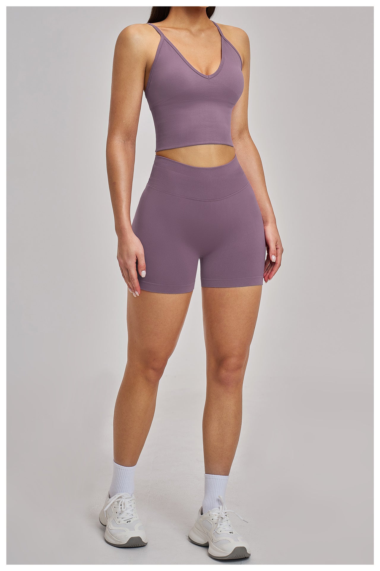 03/2026  Wholesale FOUREGG High-elastic running tracksuit with cross-back design, tight-fitting fitness wear, seamless yoga set for women, 5518