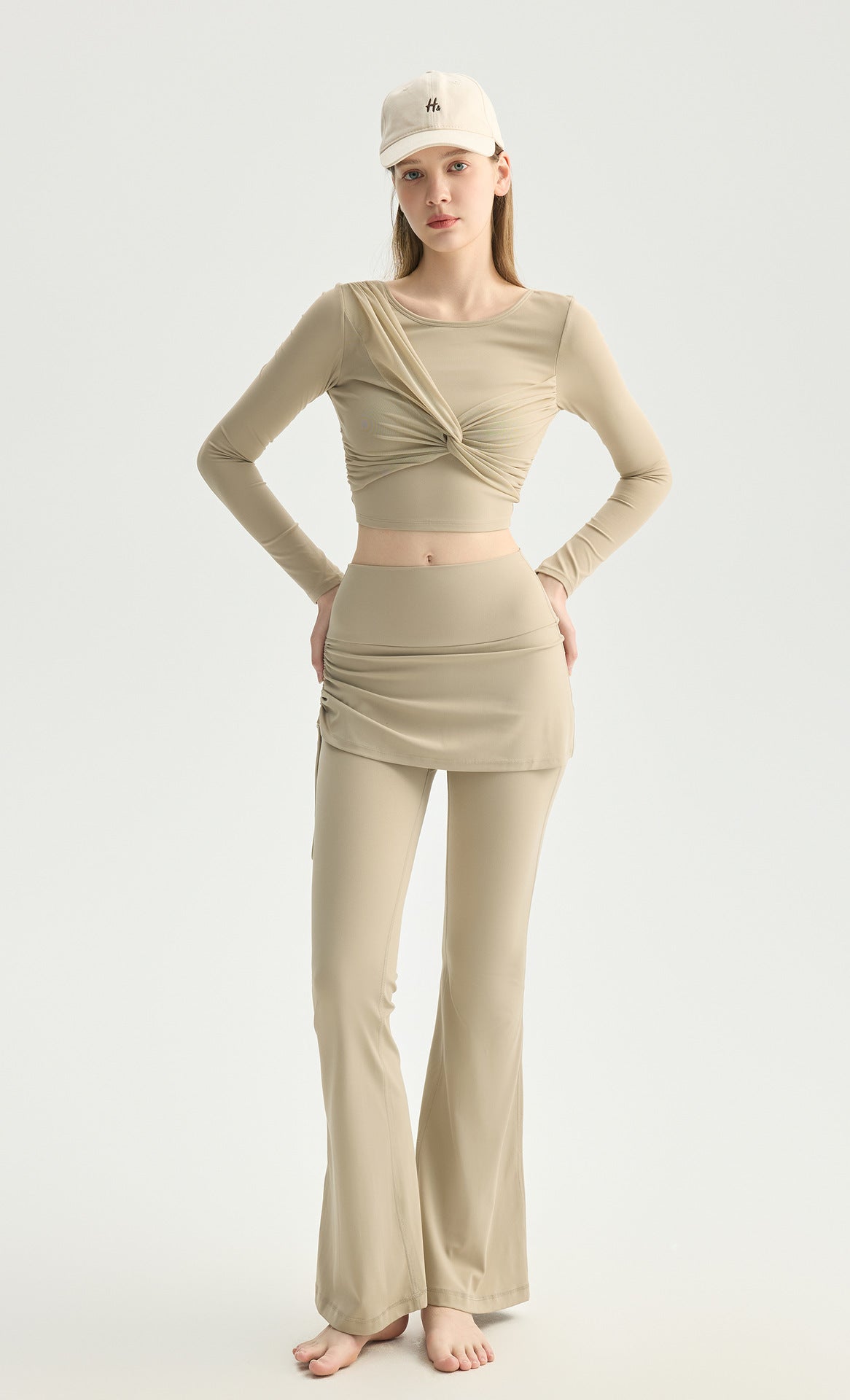 02/2026 Pilates shaping yoga pants with long sleeves, knotted pleated design, beautiful back, sexy girl style, fashionable sports and fitness wear
