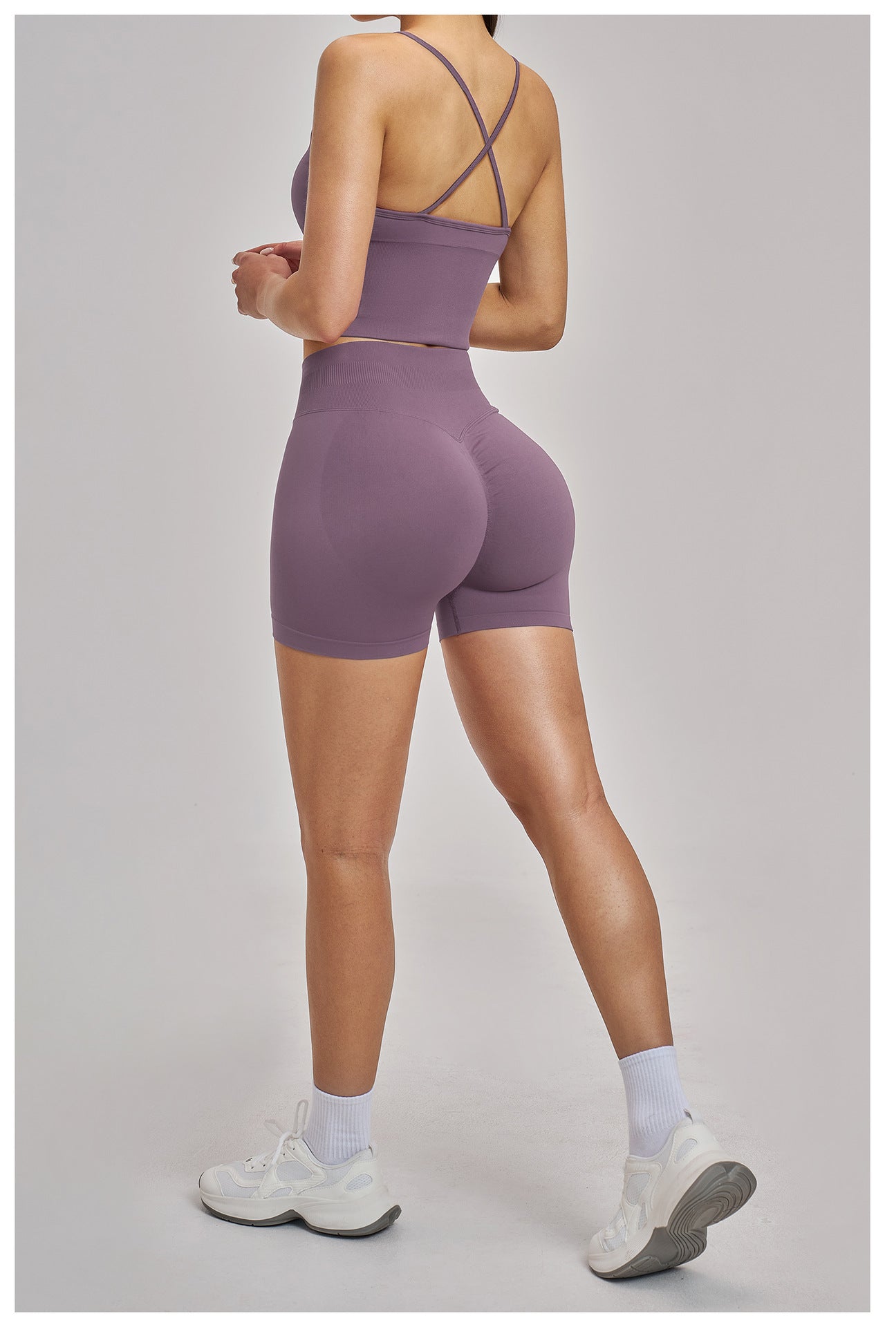 03/2026  Wholesale FOUREGG High-elastic running tracksuit with cross-back design, tight-fitting fitness wear, seamless yoga set for women, 5518