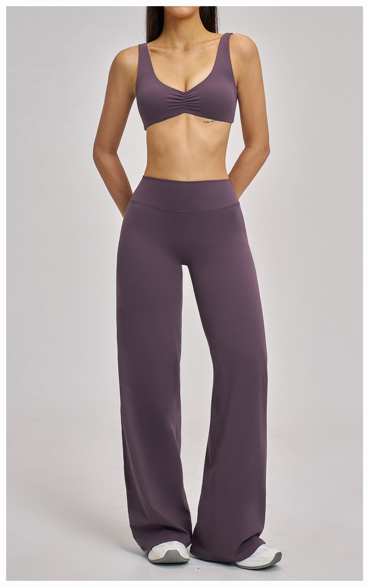 03/2026 Rugged sports bra with sexy back for yoga, gathers during exercise, suitable for running and fitness. Price: 4520