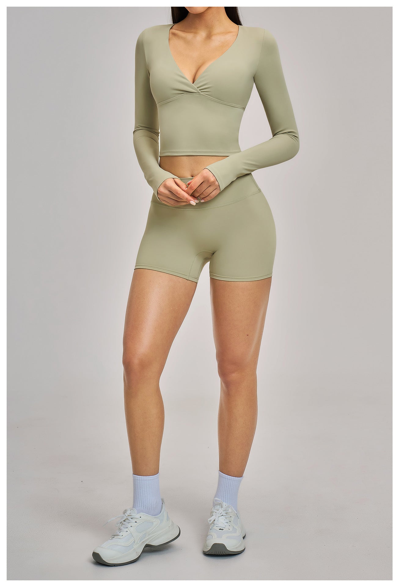 03/2026 European and American style long-sleeved yoga suit, sports running halter neck fitness suit, brushed backless yoga wear 4520