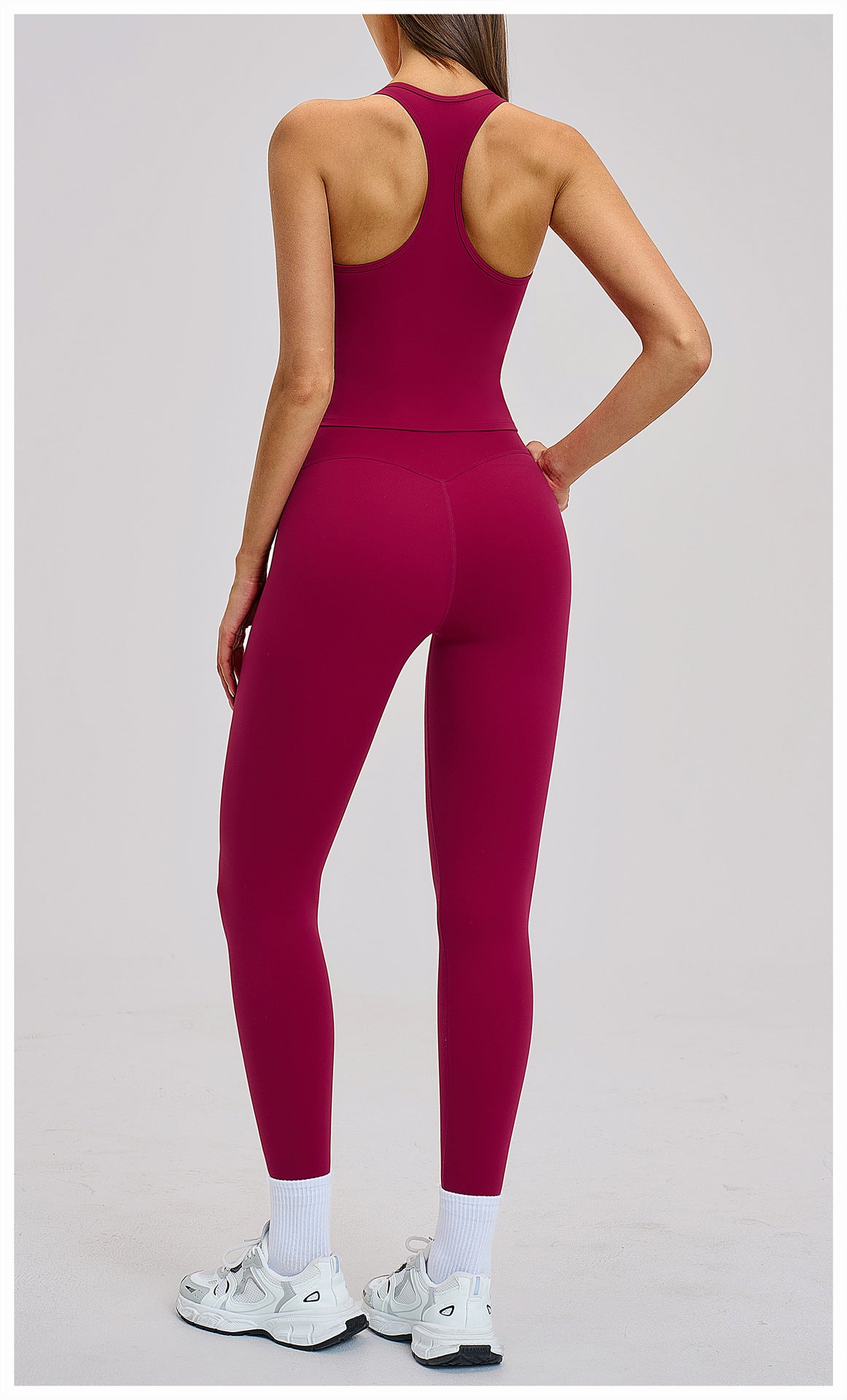 02/2026 Spring sports suit, tight-fitting back, sports and leisure suit, outdoor running and cycling fitness suit 8819
