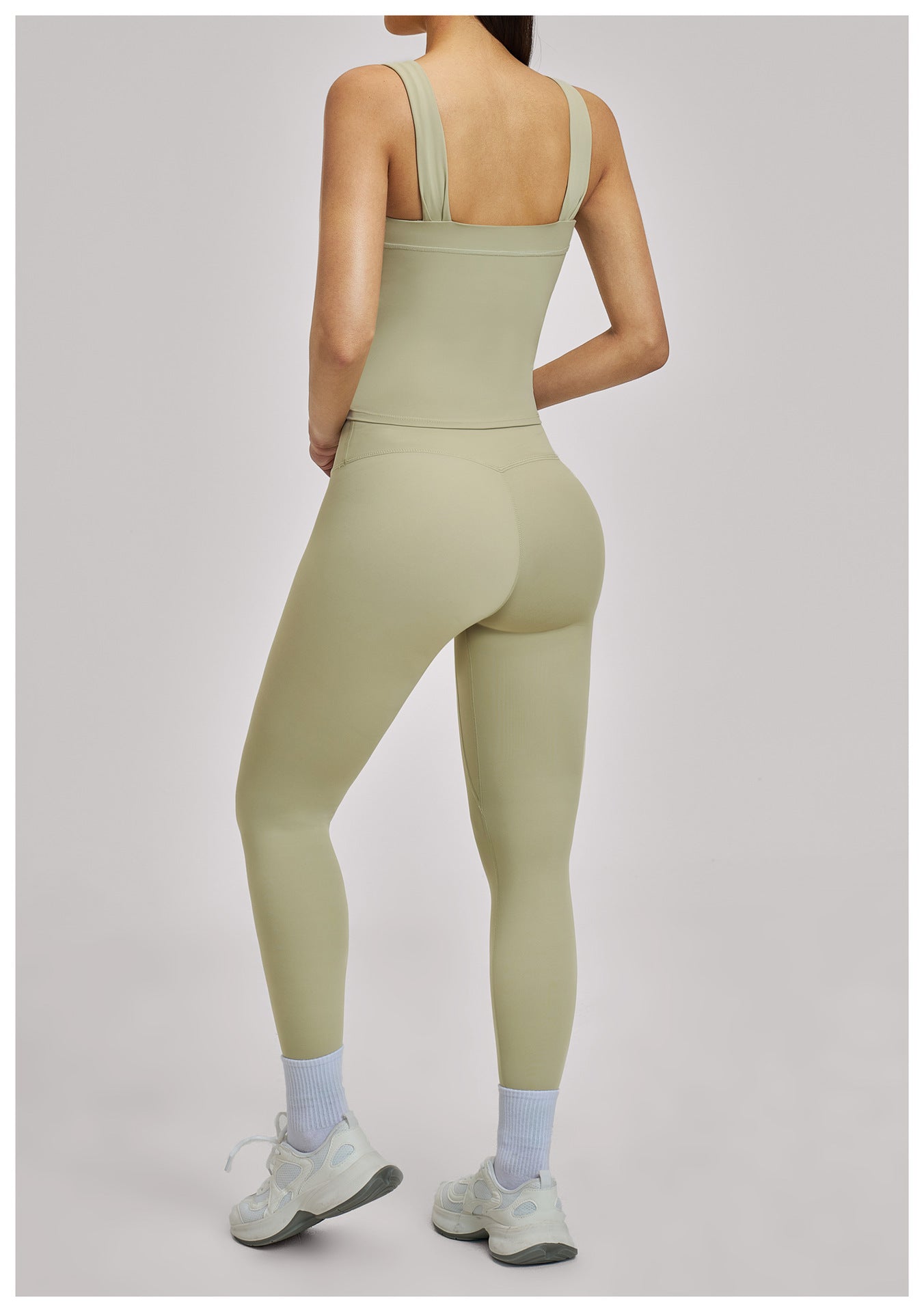 03/2026 Spring European and American style outdoor sports fitness suit, brushed tight-fitting yoga wear, shockproof sports suit for women, 4520