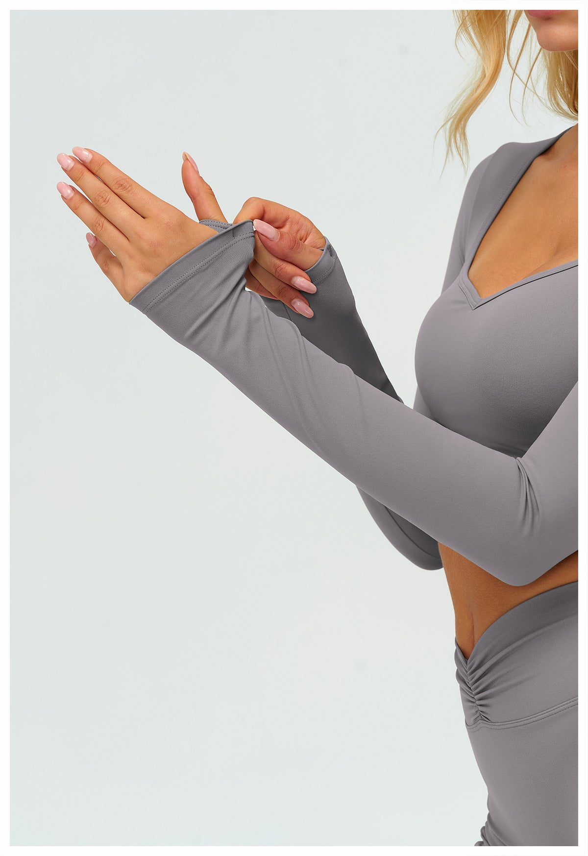 12/2025 Autumn/Winter Cross-Border Brushed Long-Sleeved Yoga Wear, Outdoor Running Fitness Wear, Casual Sports Top 9313