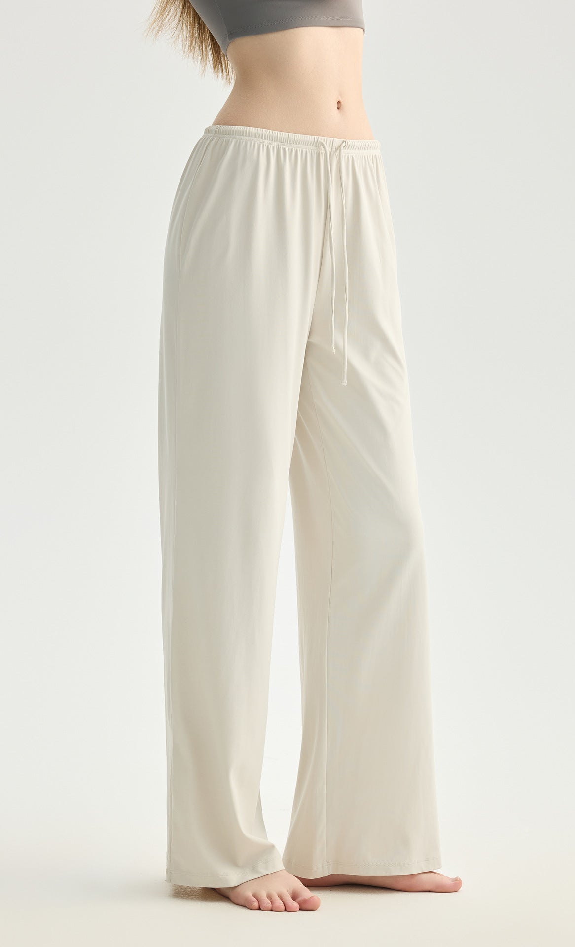 02/2026 Fitness pants, loose and casual wide-leg pants, have a soft and slimming texture. They are suitable for running, training, and sports. They are also great for Pilates and straight yoga pants.