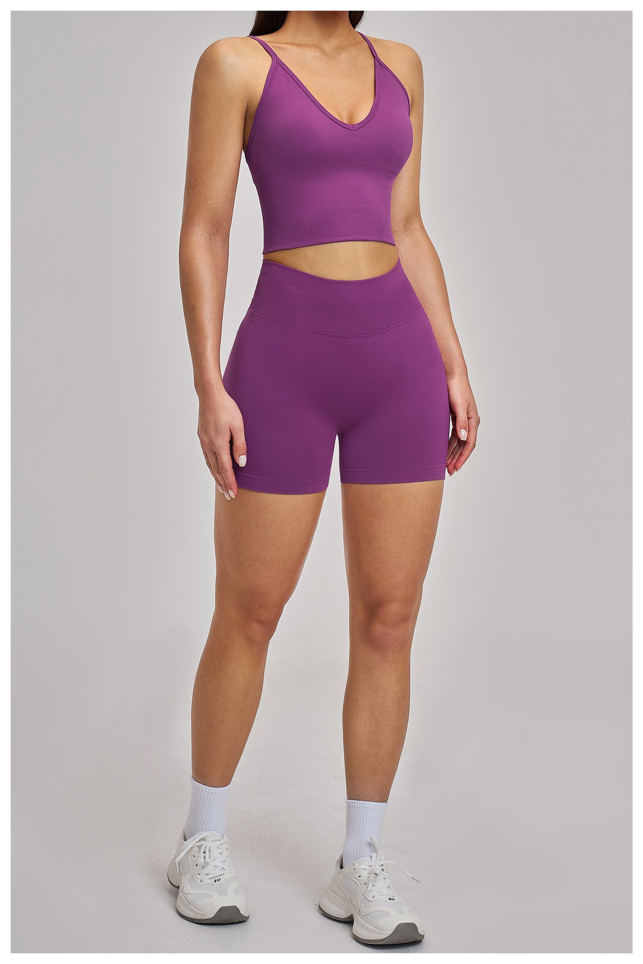 03/2026  Wholesale FOUREGG High-elastic running tracksuit with cross-back design, tight-fitting fitness wear, seamless yoga set for women, 5518