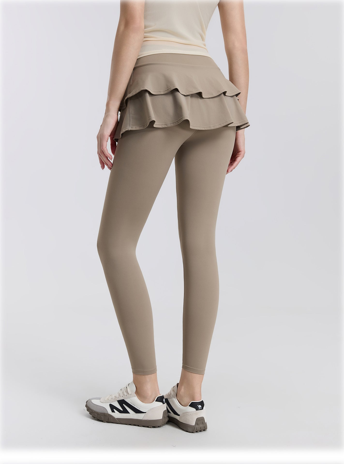 01/2026 High-waisted, two-piece design, nude-feel yoga pants/skirt, suitable for wearing as outerwear, running, sports, breathable, fitness, tights, dance skirt