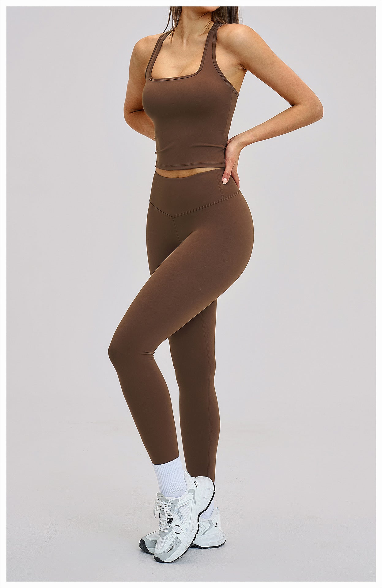 02/2026 Spring sports suit, tight-fitting back, sports and leisure suit, outdoor running and cycling fitness suit 8819