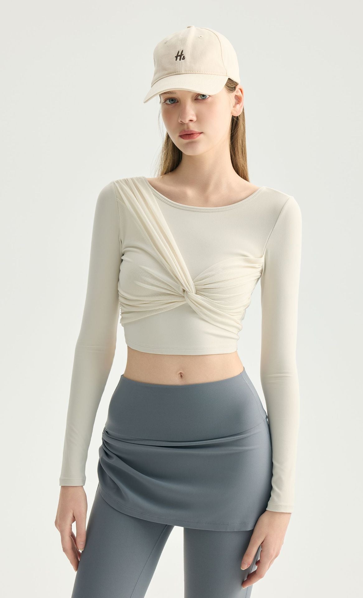 02/2026 Pilates shaping yoga pants with long sleeves, knotted pleated design, beautiful back, sexy girl style, fashionable sports and fitness wear