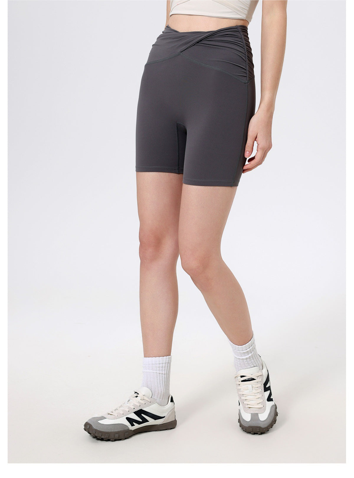 12/2025  fouregg Ruched Booty Yoga Shorts Nude-Feel High-Waist Gym Biker ShortsDK3119