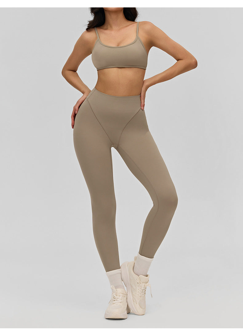 03/2026 Women's Yoga Suit, Slim Fit Fitness Two-Piece Set, Outdoor Running Training Sports Suit