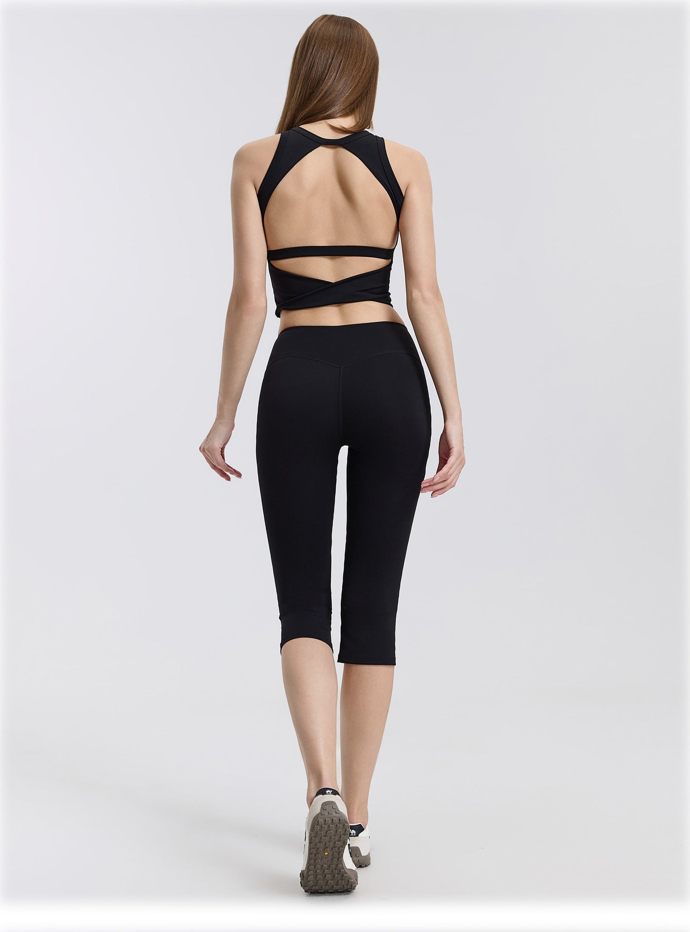 01/2026 Sujetador deportivo calado para mujer, tipo nube, con soporte, sin espalda, abotonado, para yoga, de secado rápido, ropa interior deportiva adelgazante