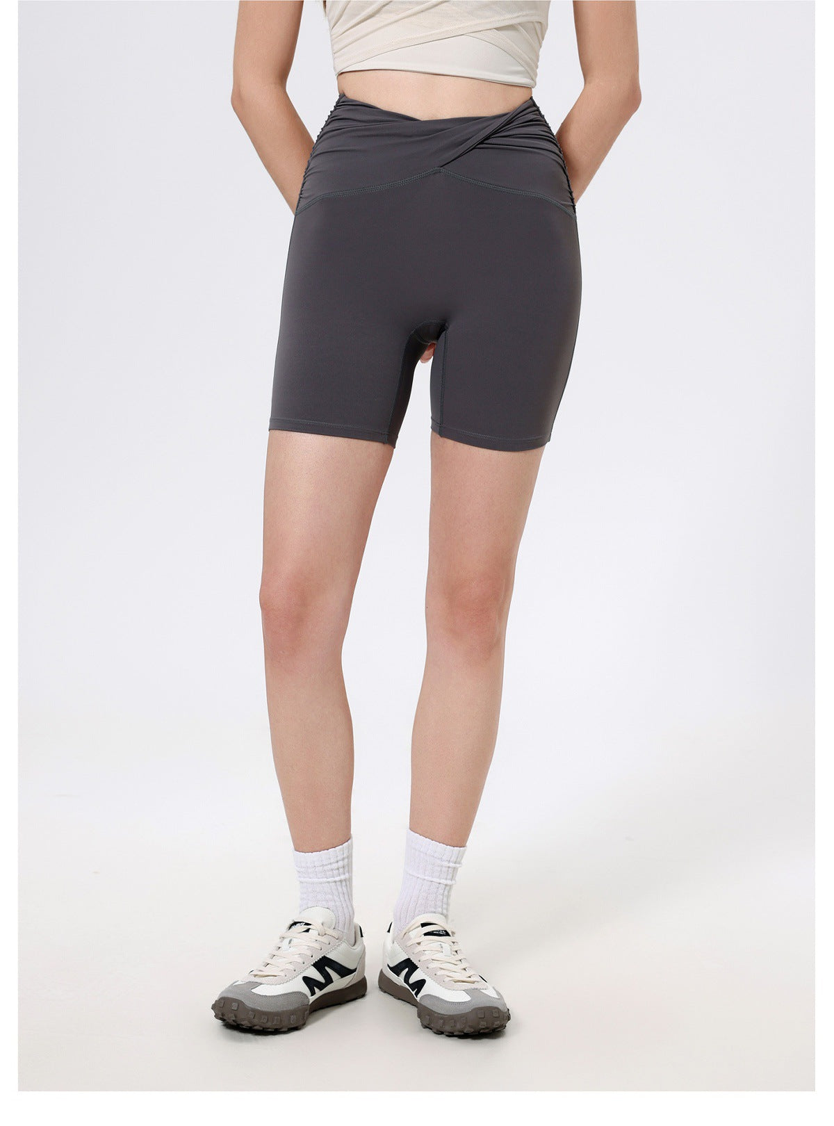 12/2025  fouregg Ruched Booty Yoga Shorts Nude-Feel High-Waist Gym Biker ShortsDK3119