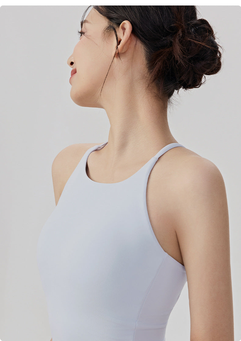 01/2026 Women's sweat-wicking, quick-drying yoga vest with bra pads to support underarm fat, fitness top with openwork design and beautiful back, Pilates sports vest.