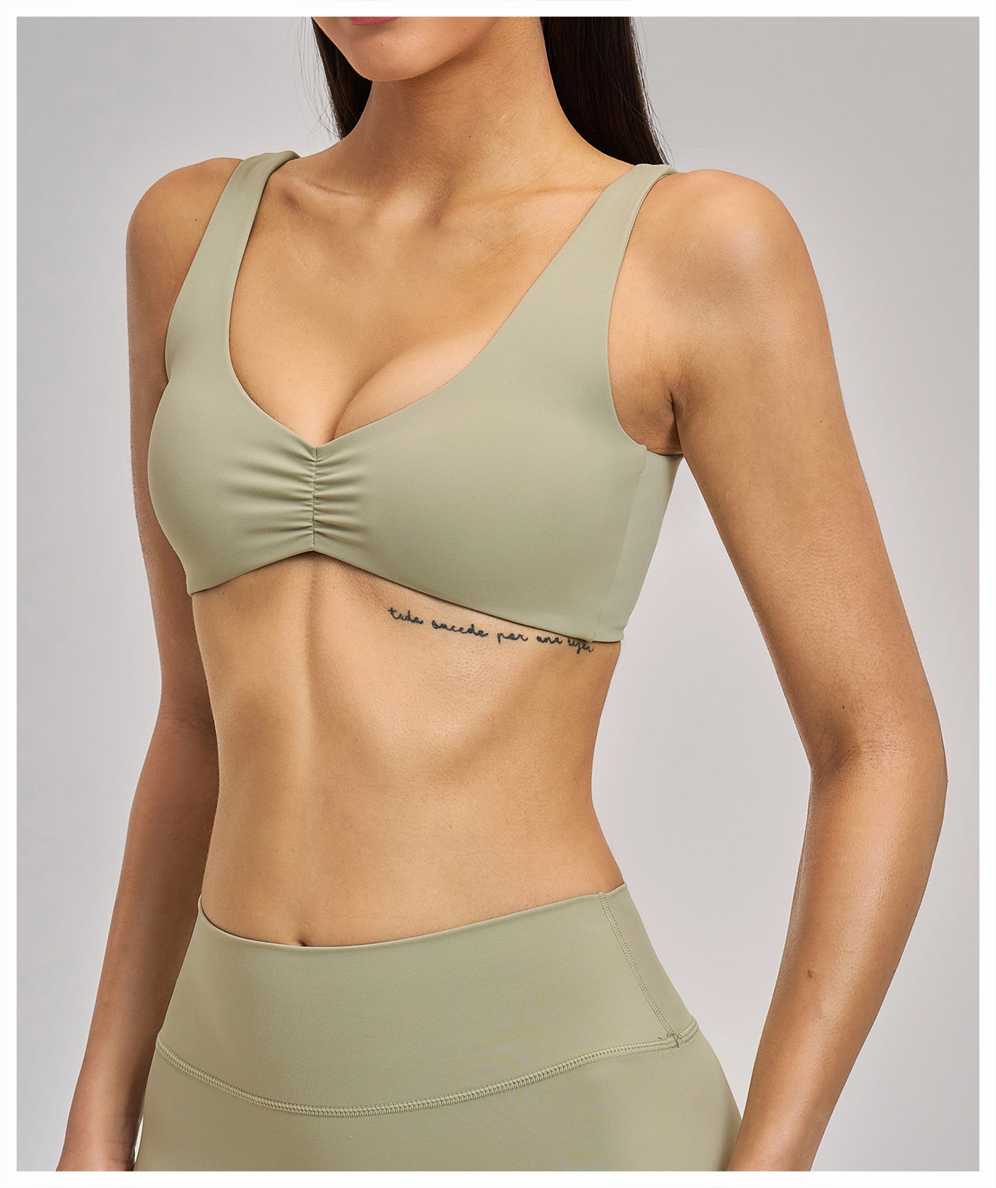 03/2026 Rugged sports bra with sexy back for yoga, gathers during exercise, suitable for running and fitness. Price: 4520