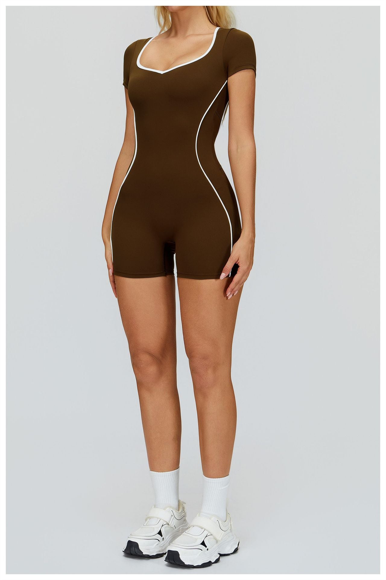11/2025 Color-blocked bodysuit with cutout back, tight-fitting sportswear, running, exercise, yoga wear, women's 2501