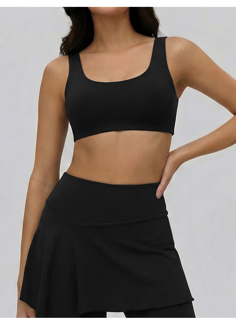 03/2026 European and American style sports bra for women with detachable breast pads, yoga bra, sexy U-neck, beautiful back, wearable as outerwear, fitness vest.