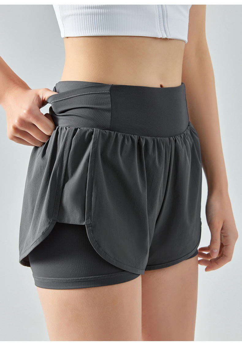 Summer new color contrast fake two-piece yoga shorts women's loose anti-light three-pocket sports breathable quick-drying shorts