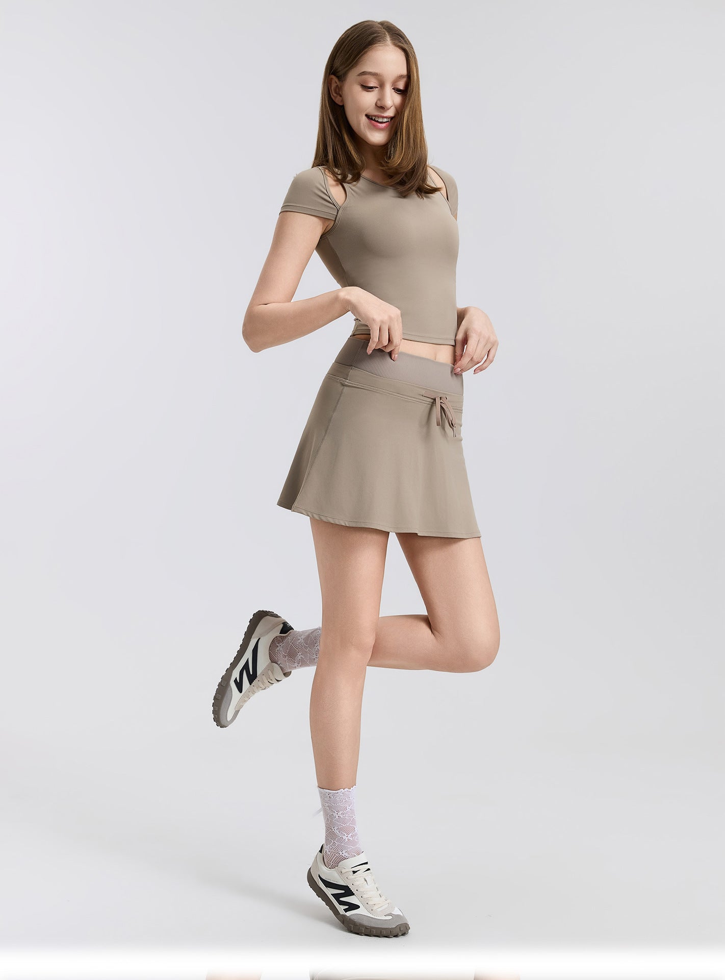 03/2026 Minifalda deportiva de secado rápido con doble cintura, minifalda de yoga elástica acanalada de corte A, minifalda de tenis deportiva antiexposición