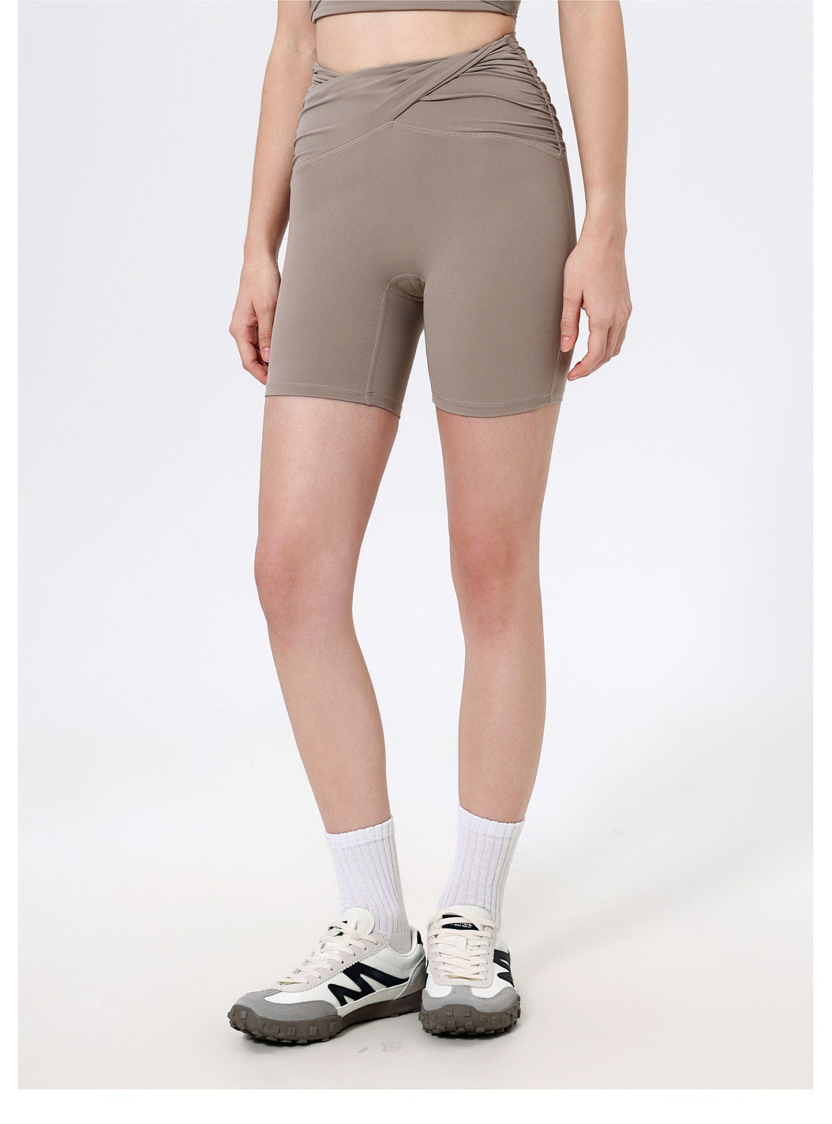 12/2025  fouregg Ruched Booty Yoga Shorts Nude-Feel High-Waist Gym Biker ShortsDK3119