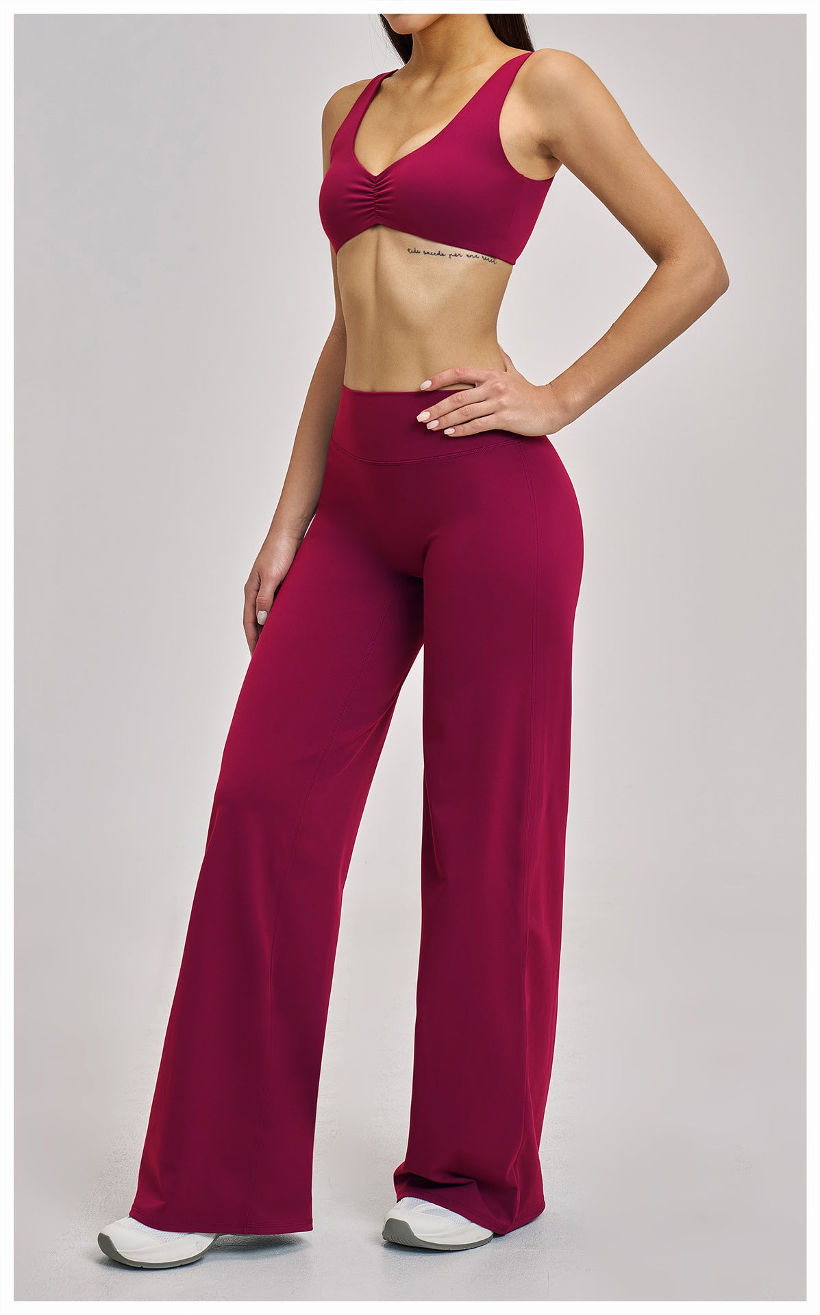 03/2026 Rugged sports bra with sexy back for yoga, gathers during exercise, suitable for running and fitness. Price: 4520