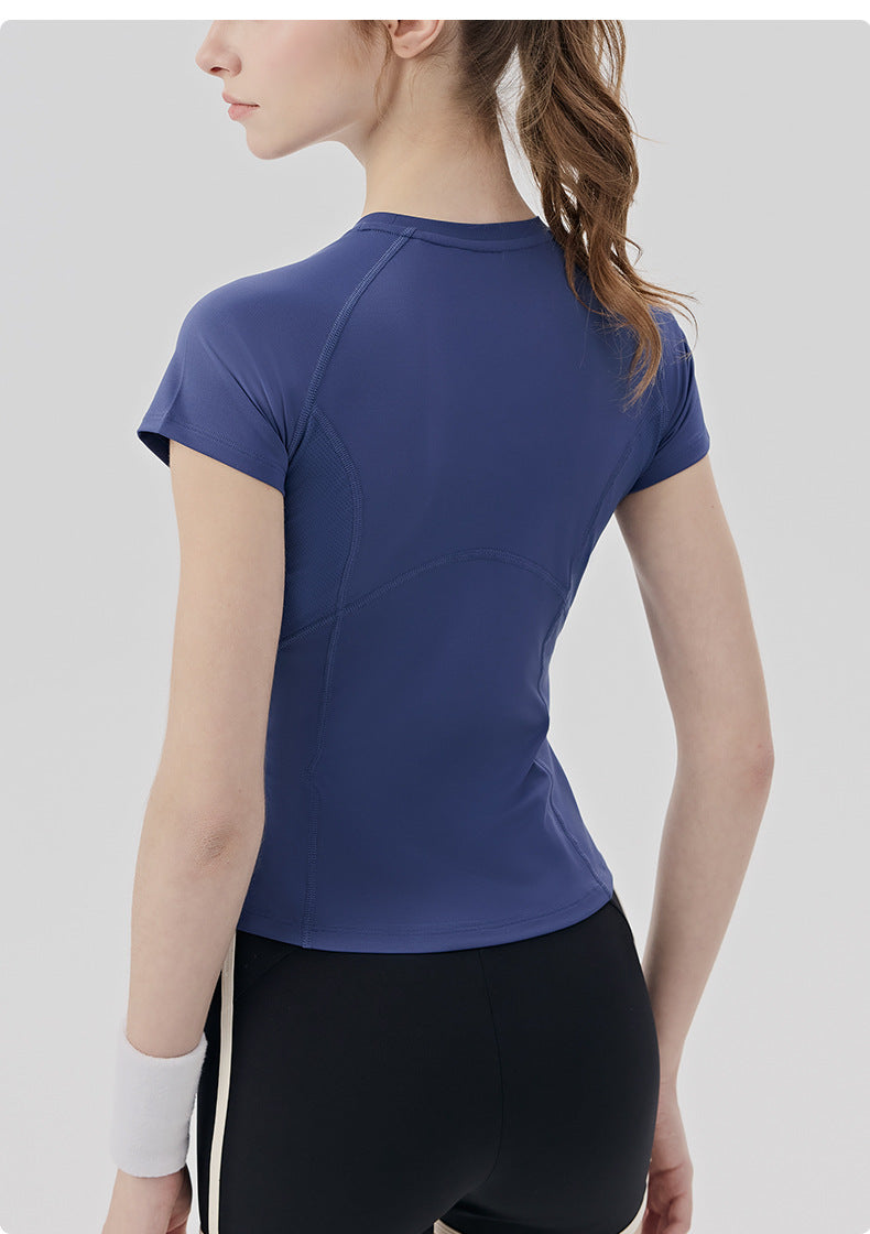 01/2026 Moisture-wicking, quick-drying yoga short-sleeved top for women, cool-feeling mesh breathable fitness top, suitable for Pilates training, sports t-shirt