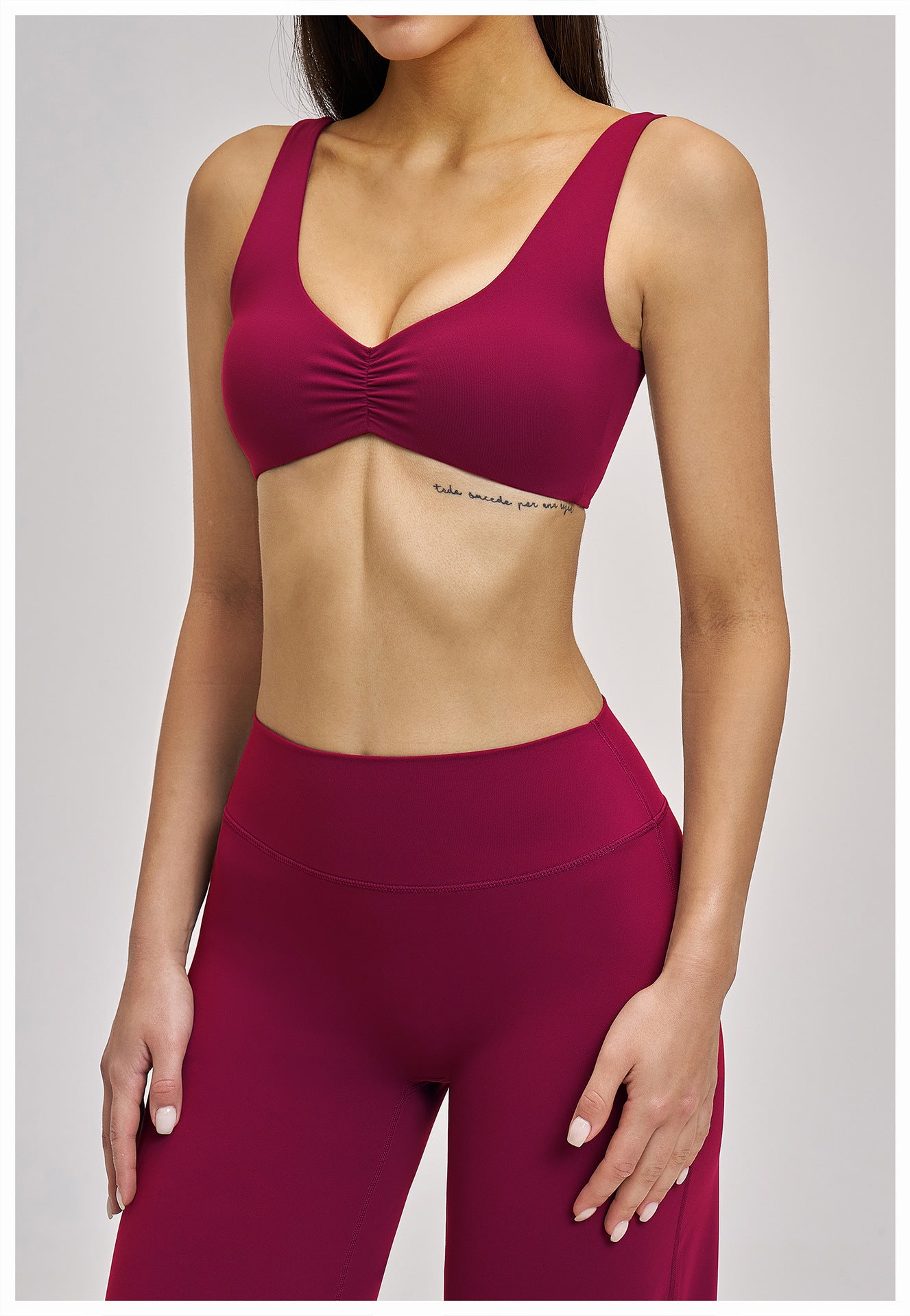 03/2026 Rugged sports bra with sexy back for yoga, gathers during exercise, suitable for running and fitness. Price: 4520